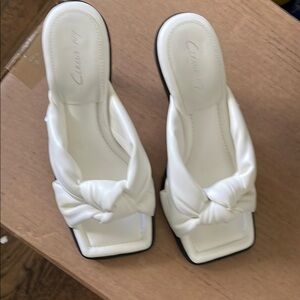 Chic White Women's Sandals